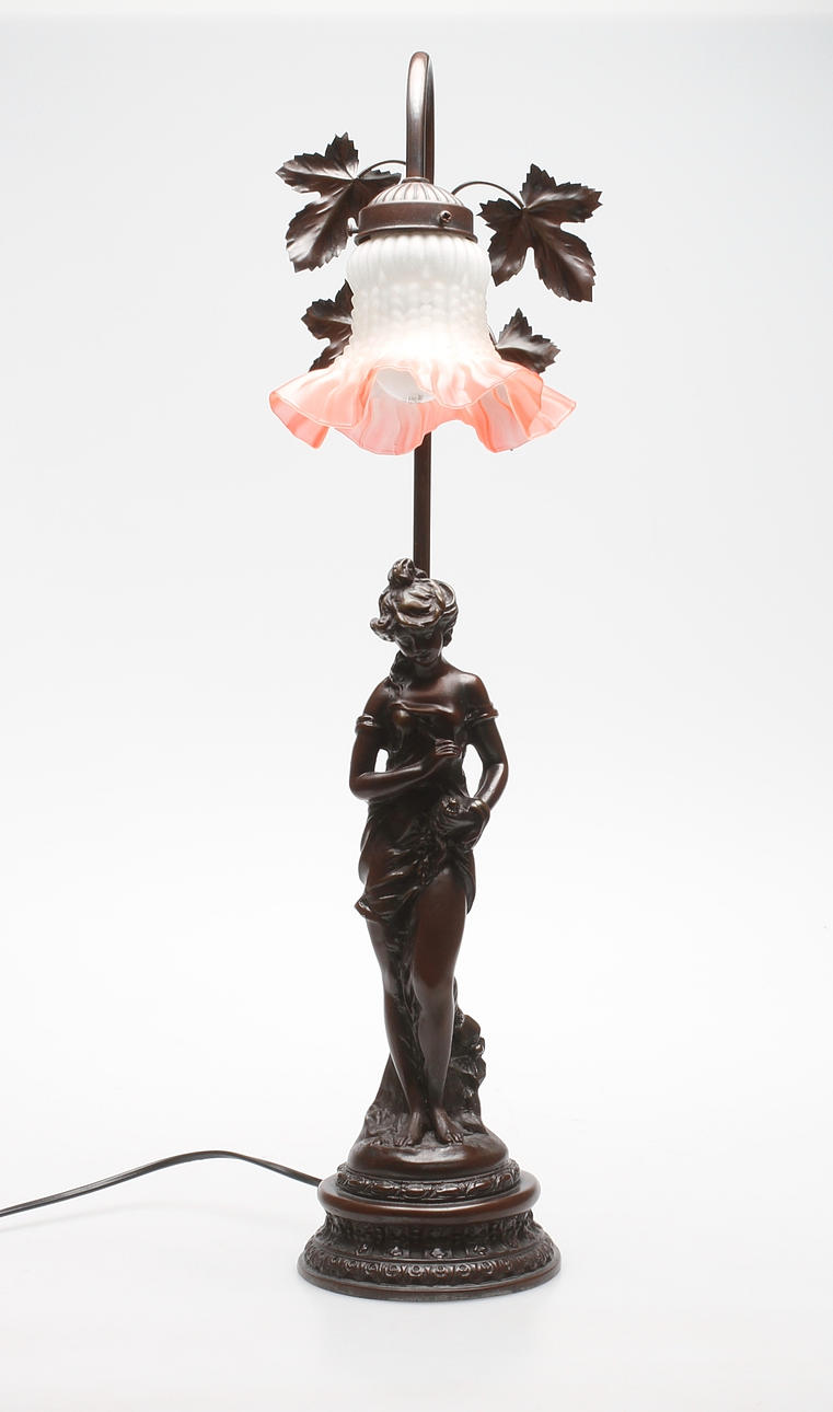 BORDSLAMPA, jugendstil, 1900-talets andra hälft.