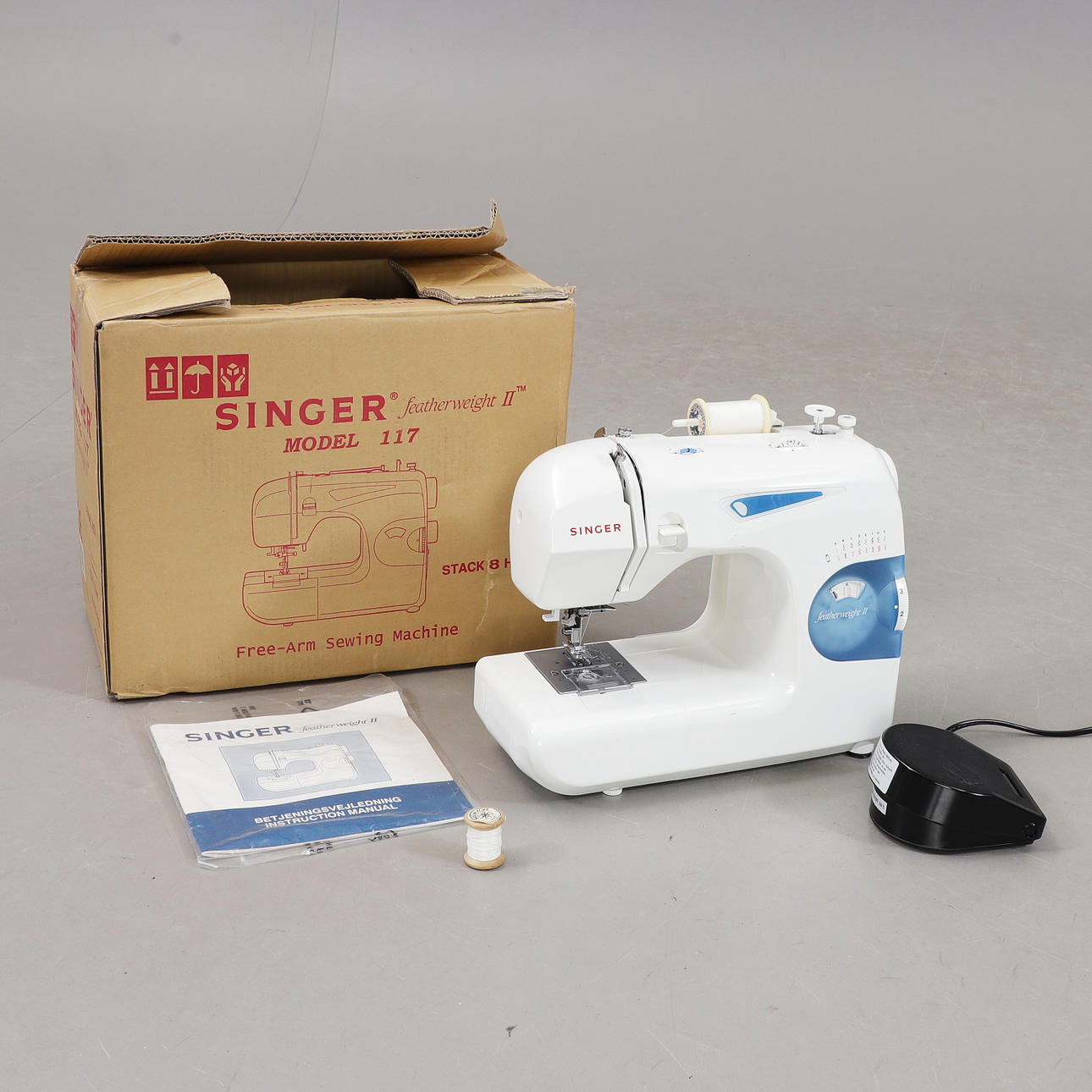 SYMASKIN, Singer, "Model 117".