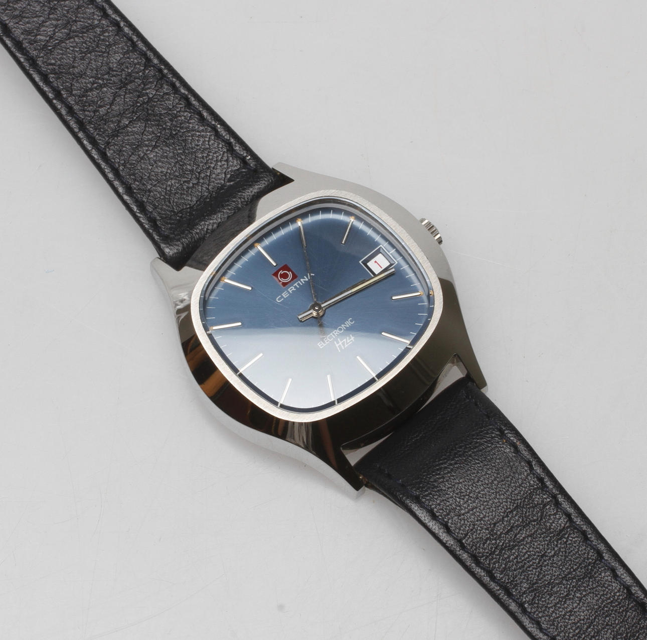 HERRARMBANDSUR, Certina, Electronic HZ4, 1900-talets fjärde kvartal.