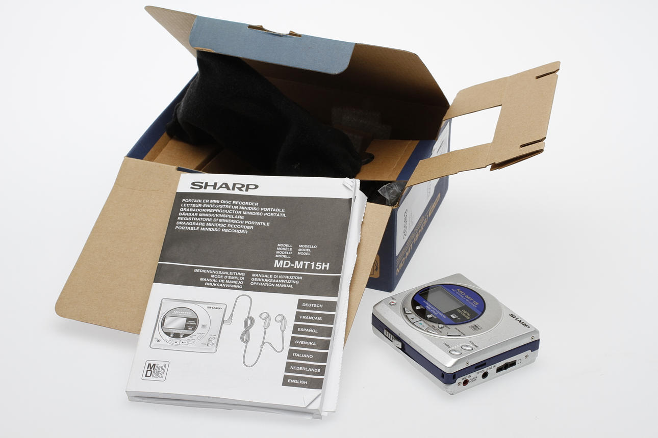 MINIDISC, Sharp MD-MT15.