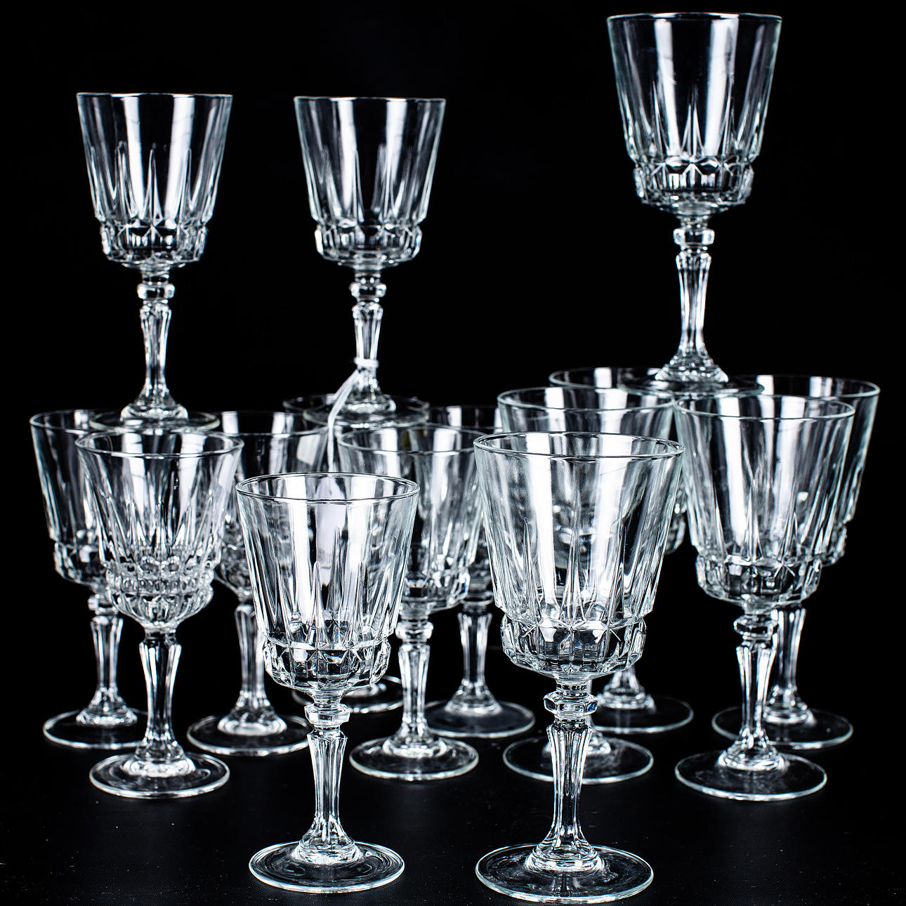 WINE GLASS, 15 pieces, glass, Luminarc, France, 1900s. Glass - Utility glass  - Auctionet