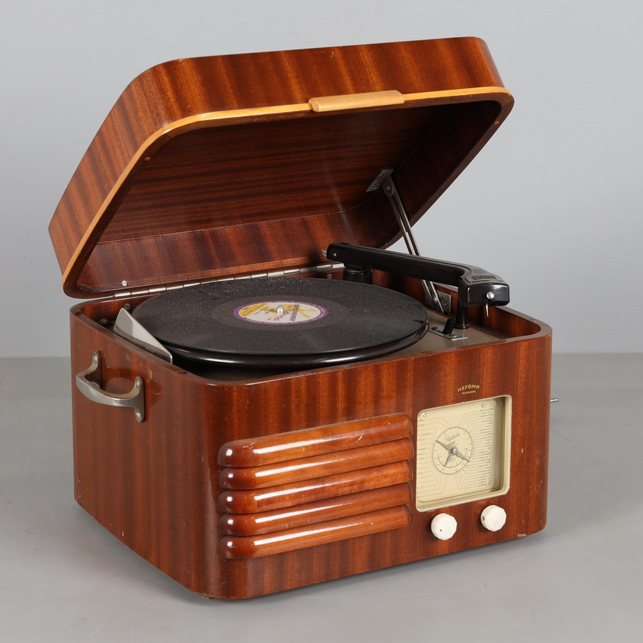 RADIOGRAMMOFON, "Radiola", 1950-tal.