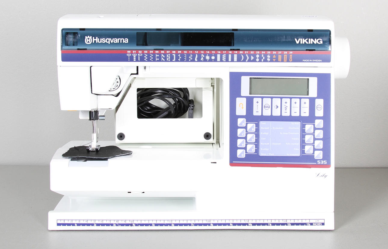 SYMASKIN, Husqvarna, Viking Lily.