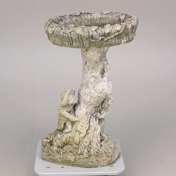 FÅGELBAD, betong, 1900-talets senare del.