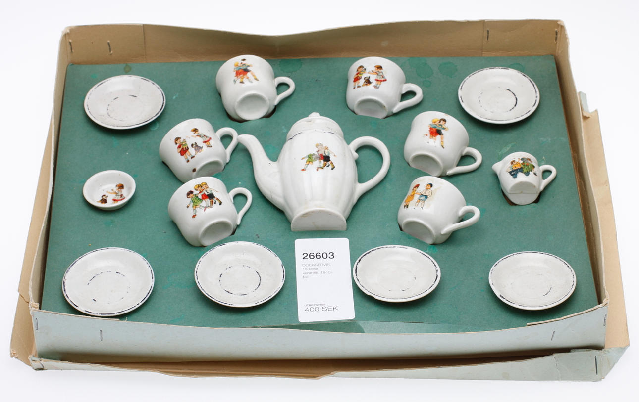 DOCKSERVIS, 15 delar, keramik, 1940-tal.