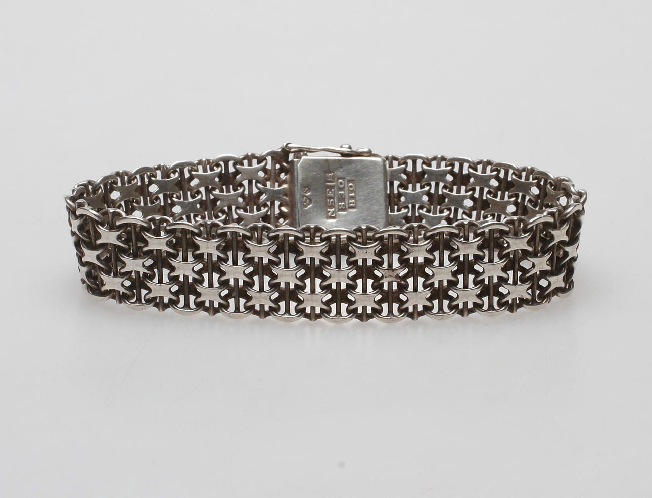 ARMBAND, silver, "X-länk", vikt ca. 25,1 gram.