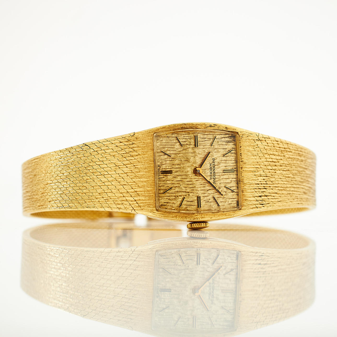 IWC, damas, oro 18k.