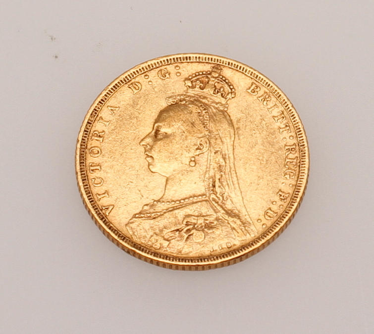 GULDMYNT, England, 1889, vikt ca 8 gram.