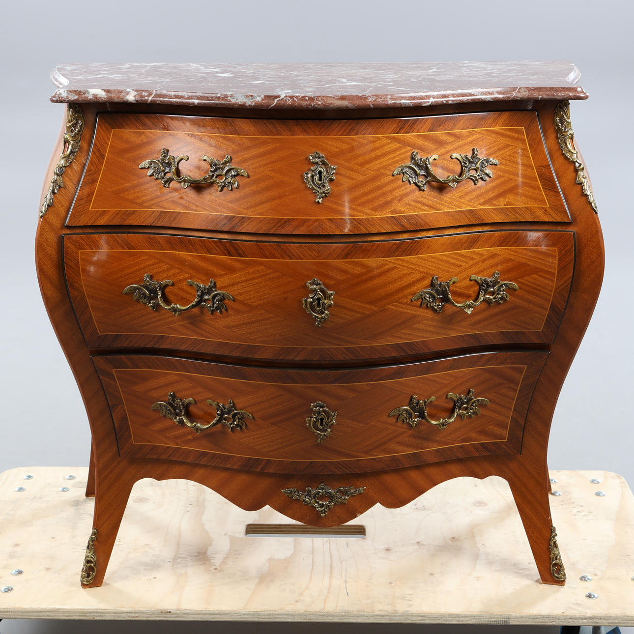 Chest of drawers, 3-drawer, rococo style with marble top, second half of the 20th century.