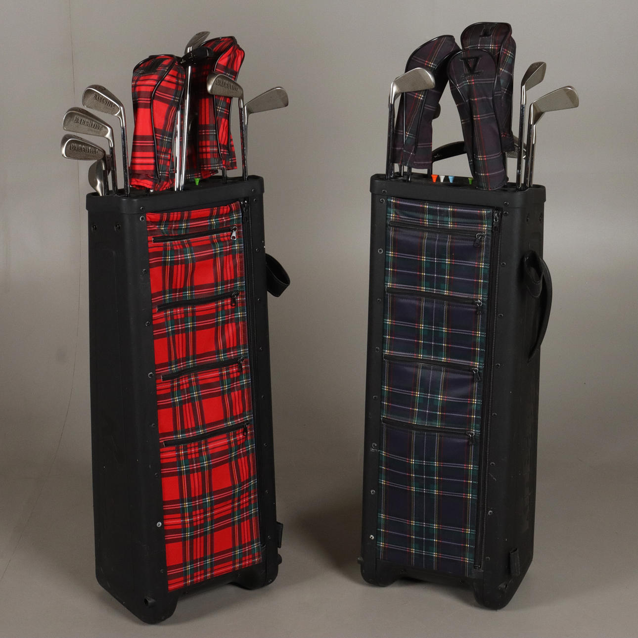 GOLFBAGS 2 Stück, KinBag, Kunststoff und Textil.