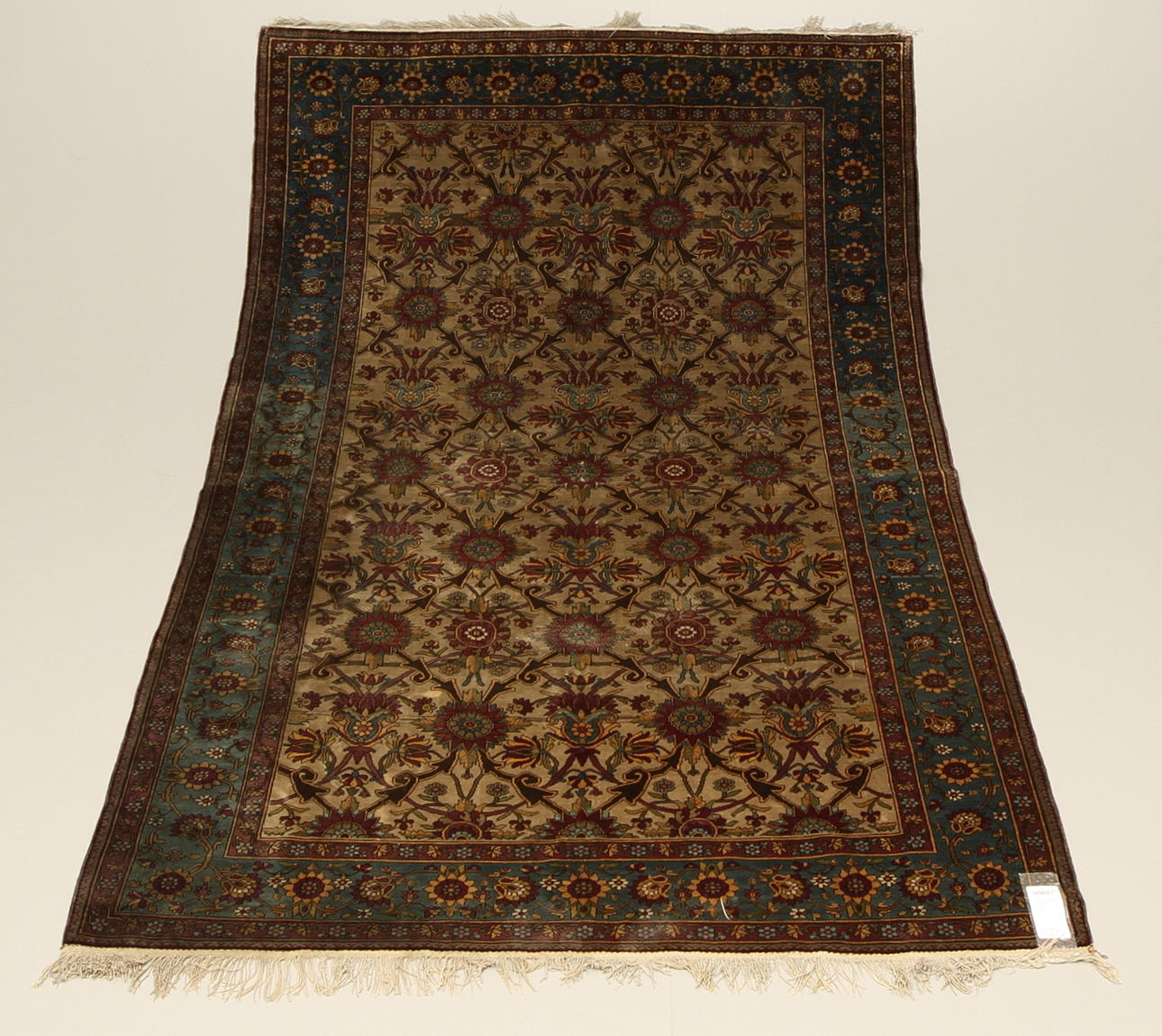 MATTA, orientalisk, silke, 1900-talets början. 125 x 200 cm.