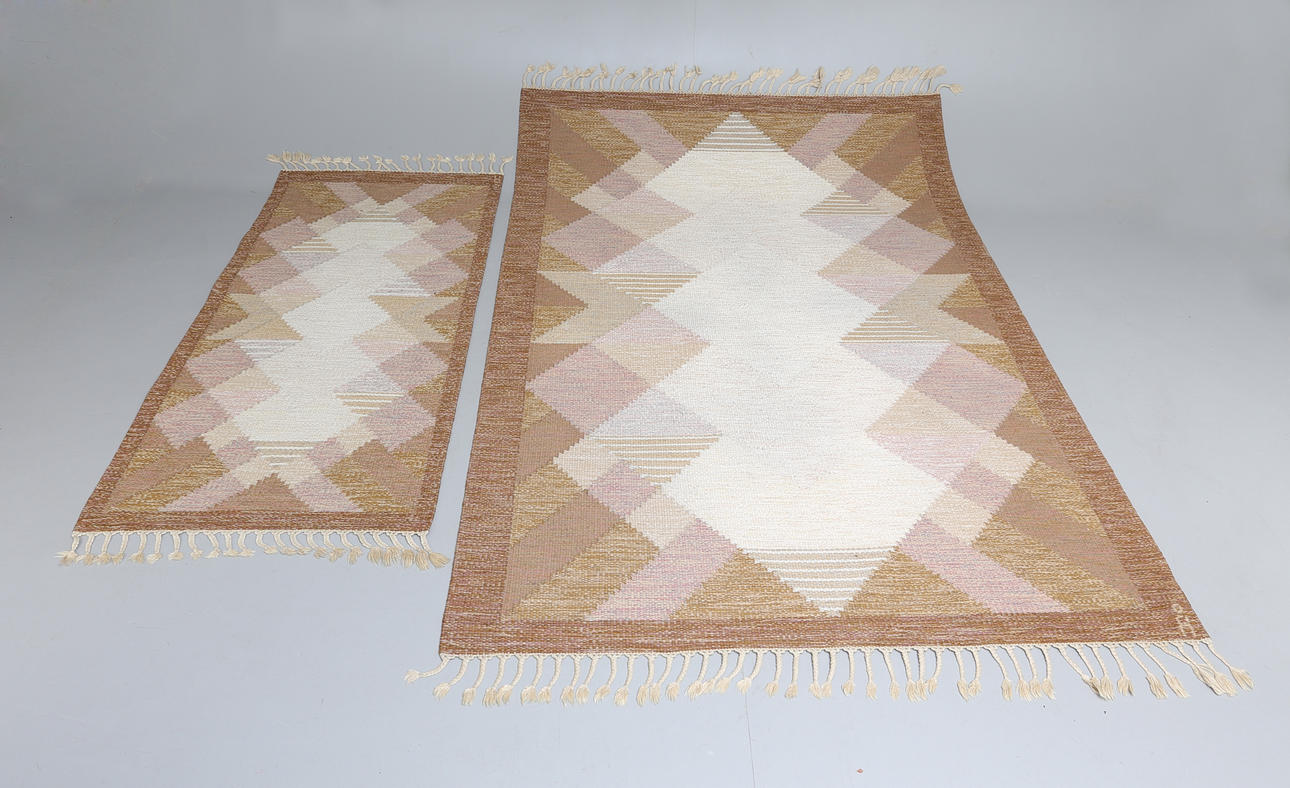 MATTOR, 2 st, Rölakan, 169 x 223 cm, signerade Å, Anna Johanna Ångström.