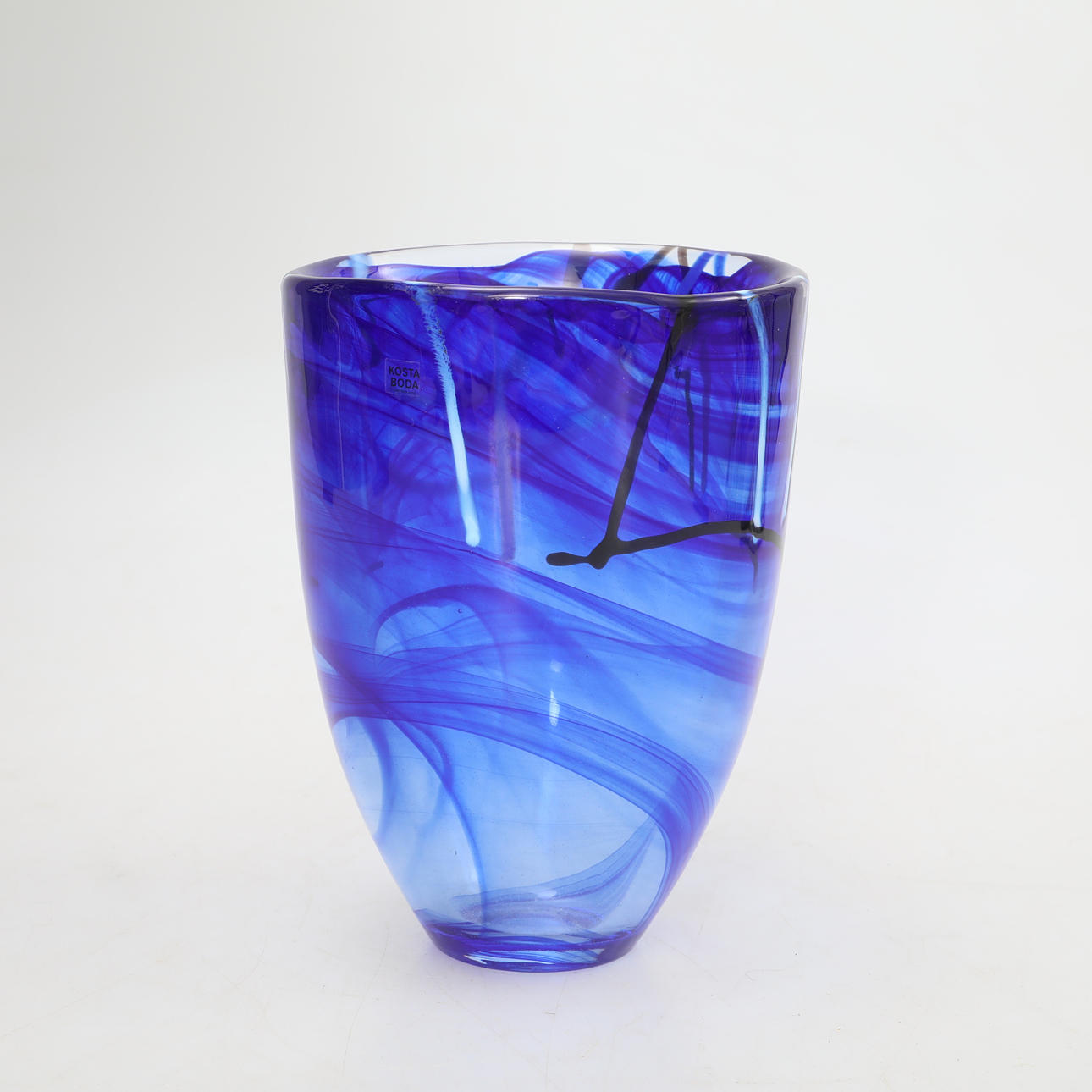 ANNA EHRNER. Vas, "Contrast", Kosta Boda.