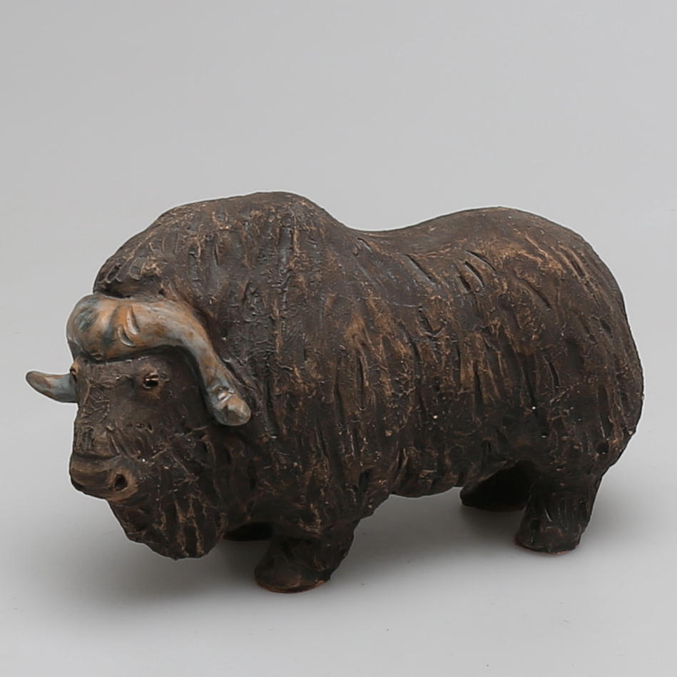 FIGURIN i keramik, Myskoxe, Kerstin Grönwall, Tilgmans Keramik.