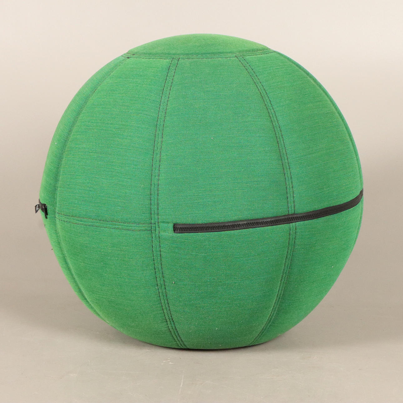 SITTMÖBEL, "Office ballz" Götessons.