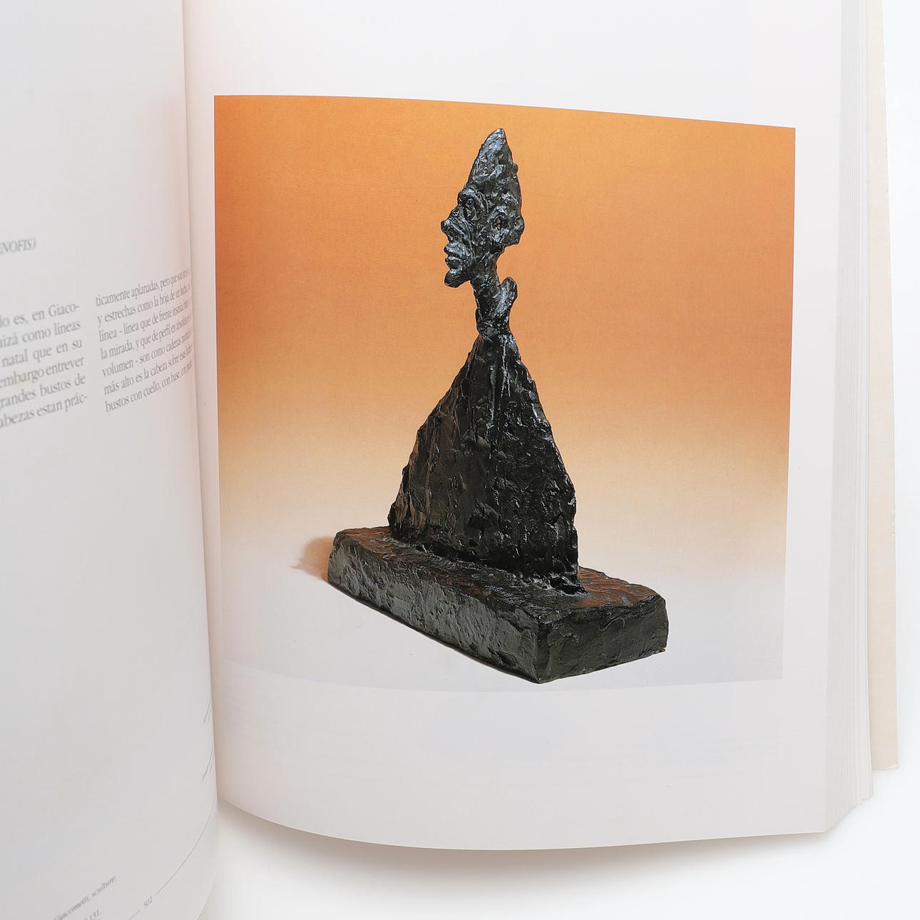 ALBERTO GIACOMETTI. COMPREHENSIVE CATALOG FROM A GIANT EXHIBITION