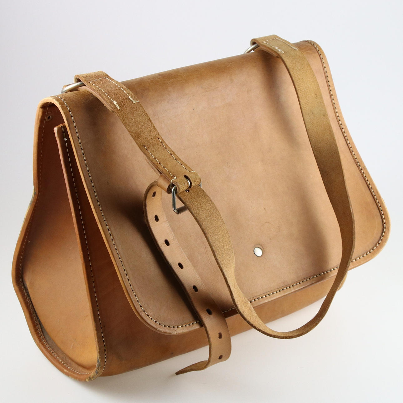 Posttasche, ungefärbtes Leder, 1900er Jahre.