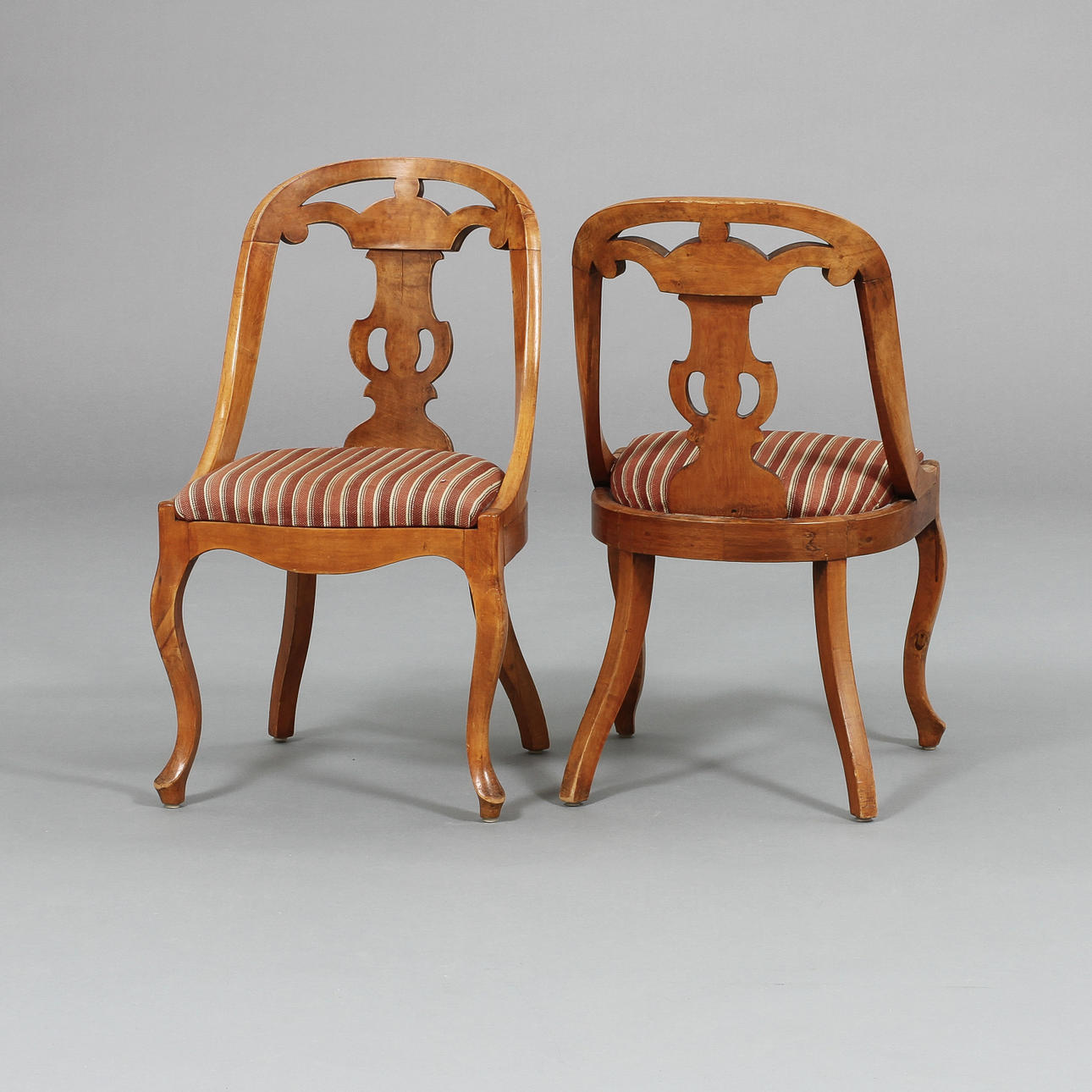 GÖTEBORGSSTOLAR, 2 st, nyrokoko, 1800/1900-tal.