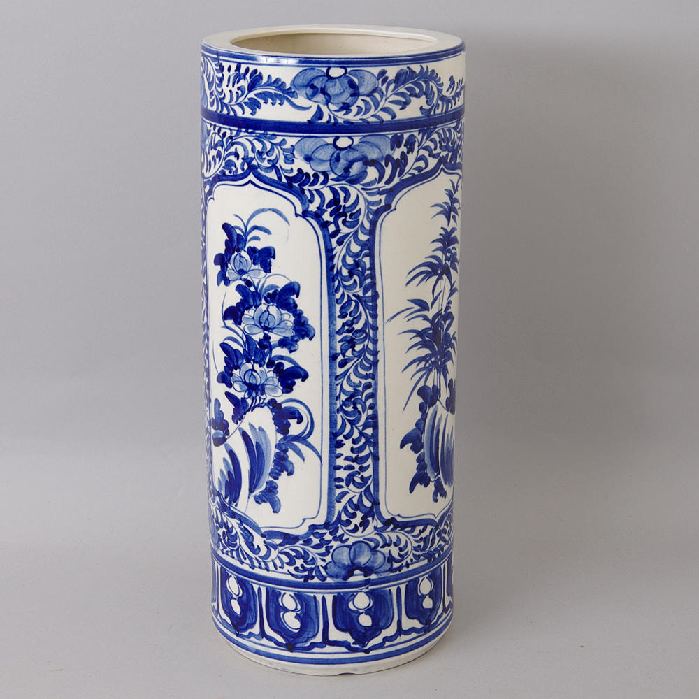 PARAPLYSTÄLL, porslin, Kina, 1900-tal.