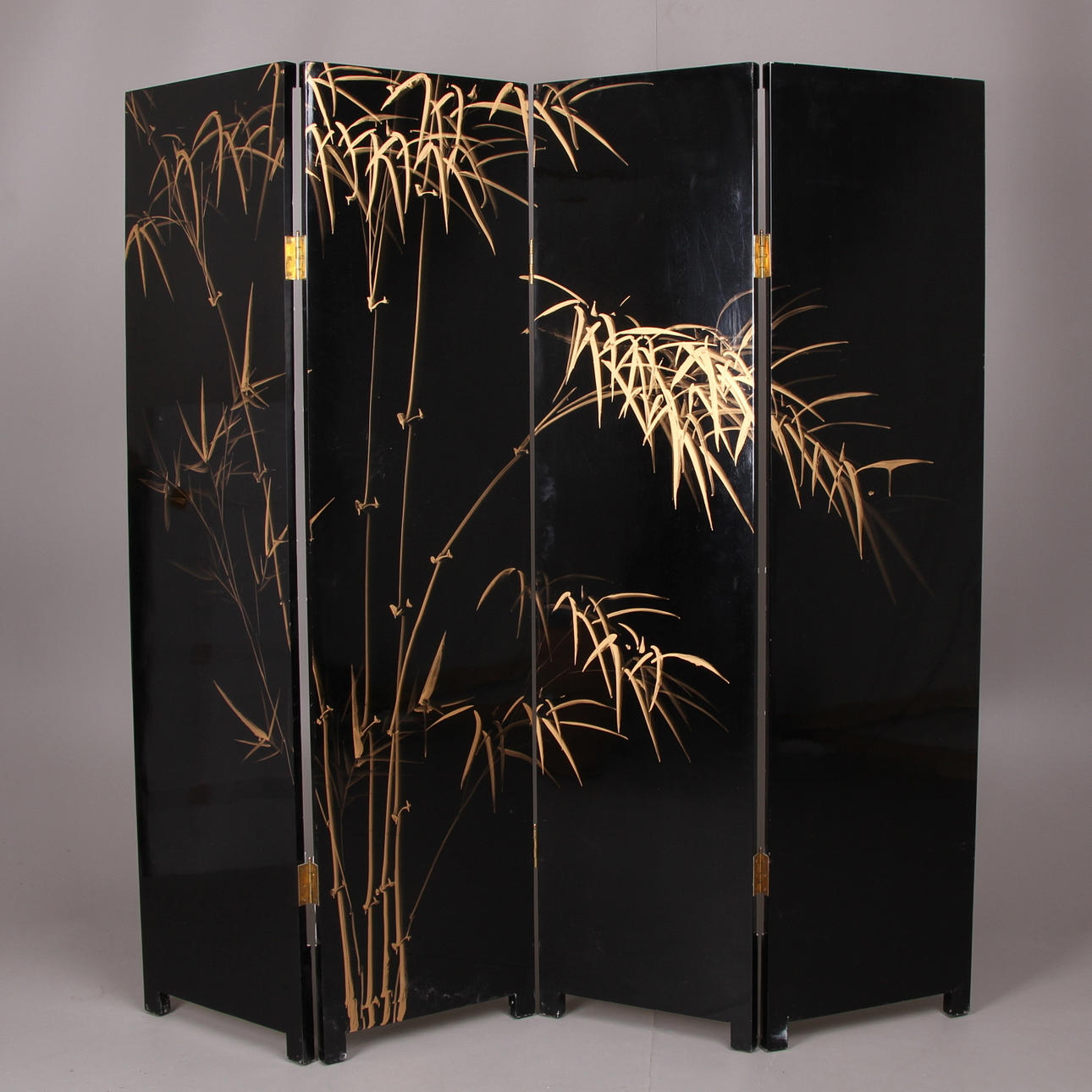 VIKSKÄRM, Kina, 1900-tal.