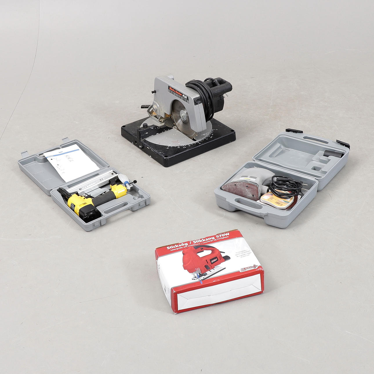 KREISSÄGE, SCHLEIFMASCHINE, FUGENSÄGE, NAGELPISTOLE.