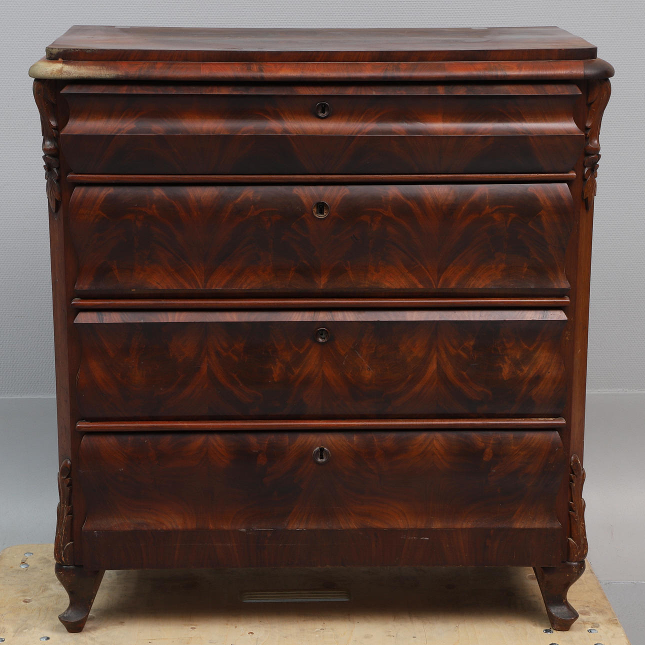 Còmoda, caoba, siglo XIX/XX.