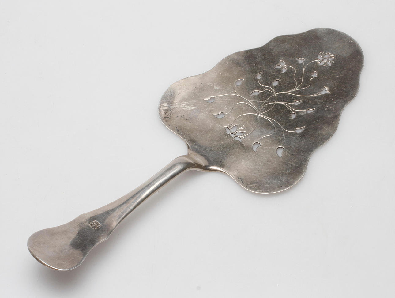 FISKSPADE, silver, rokoko, Norge, 1700-tal, vikt 141 gram.