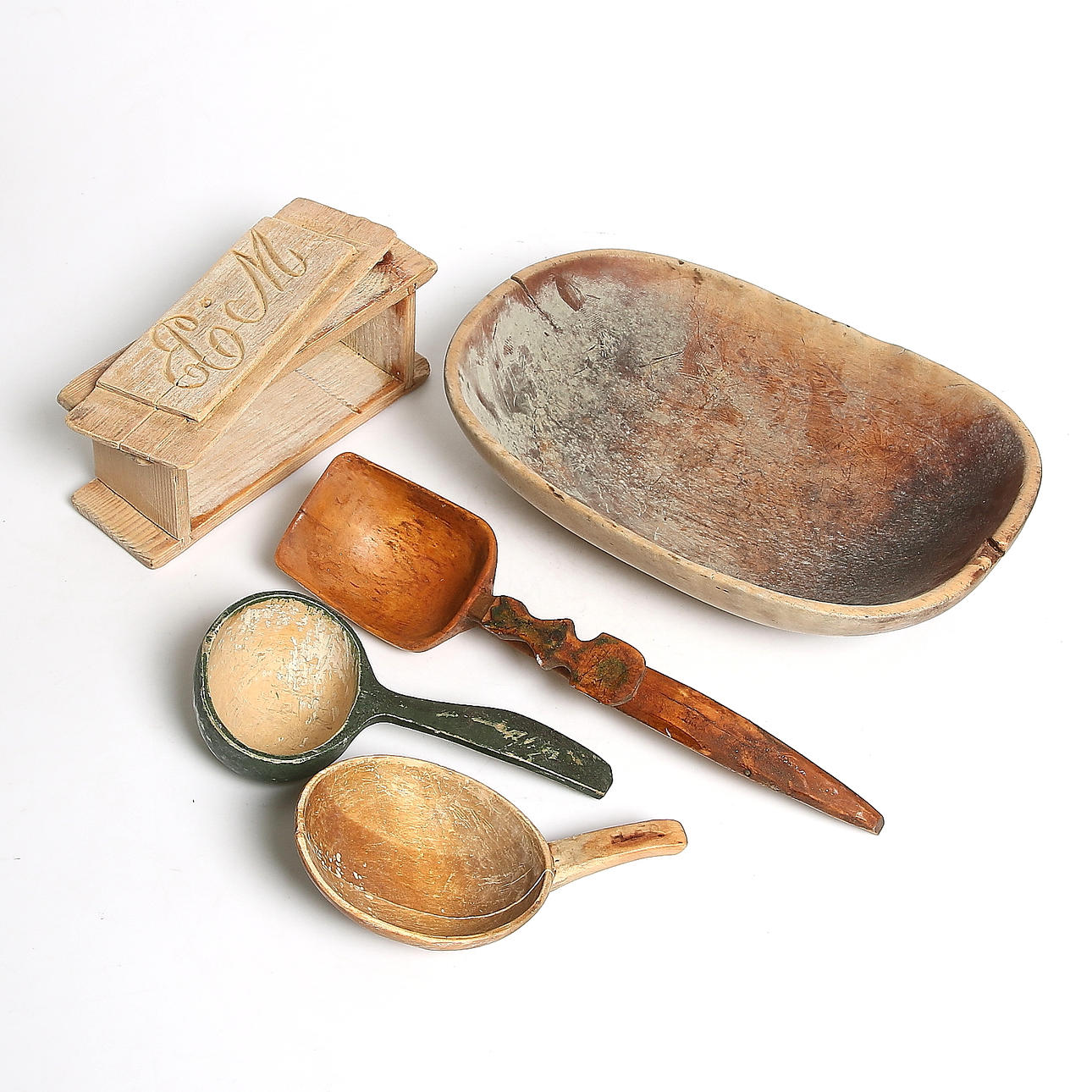 TRÅG, SMÖRFORM samt SLEVAR, 5 delar, Allmoge. 1800/1900-tal.