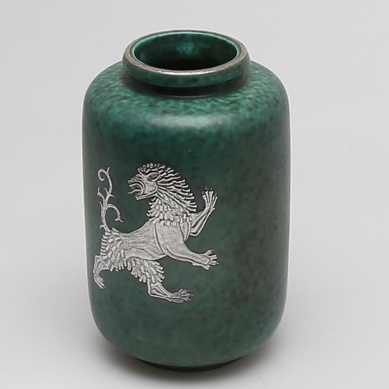 VAS i stengods, "Argenta", Wilhelm Kåge, Gustavsberg, omkring 1900-talets mitt.