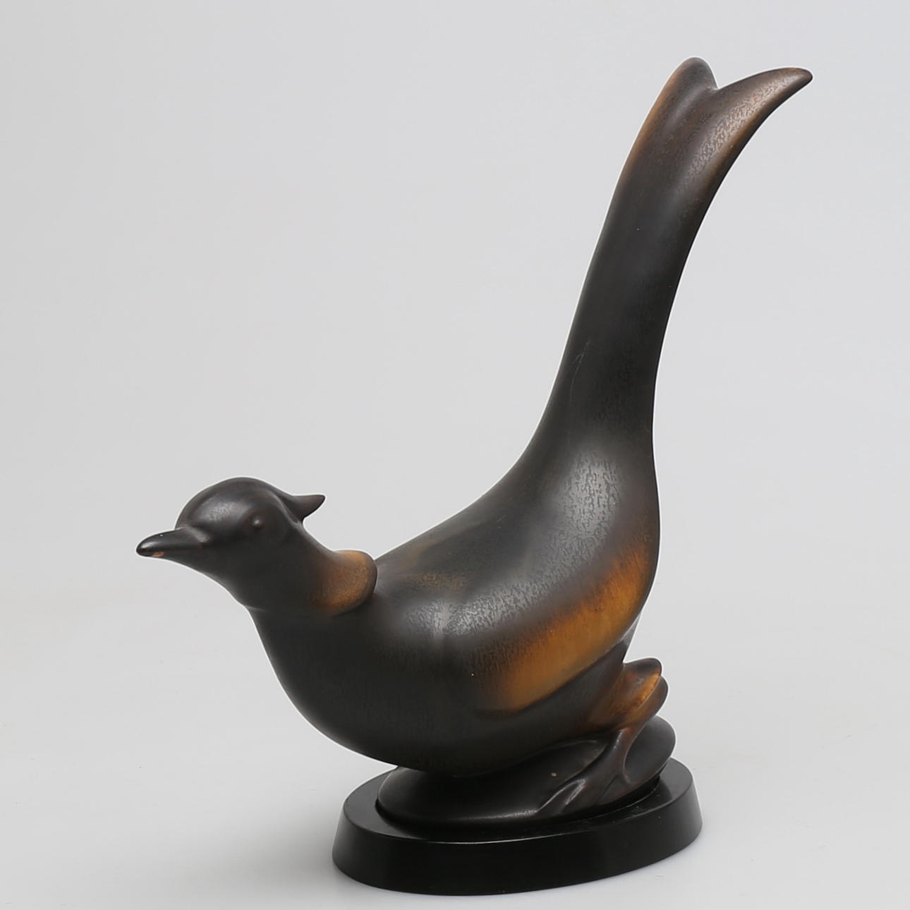 GUNNAR NYLUND. Fasan i stengods, Signerad GN, Rörstrand.