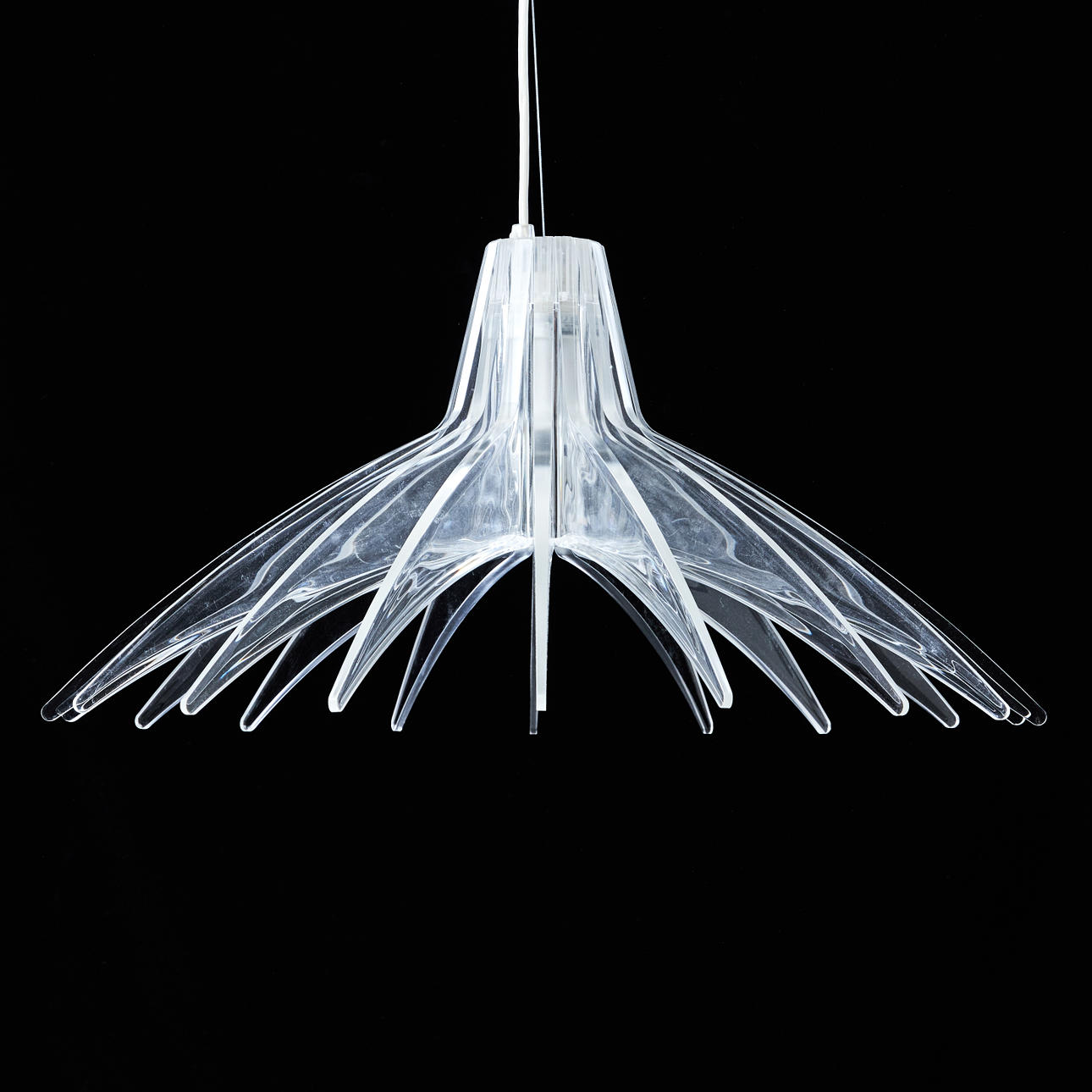 DIEGO ROSSI and RAFFAELE TEDESCO, ceiling fixture "Agave" seed Luceplan,  plexiglass. Lighting & Lamps - Ceiling lights - Auctionet