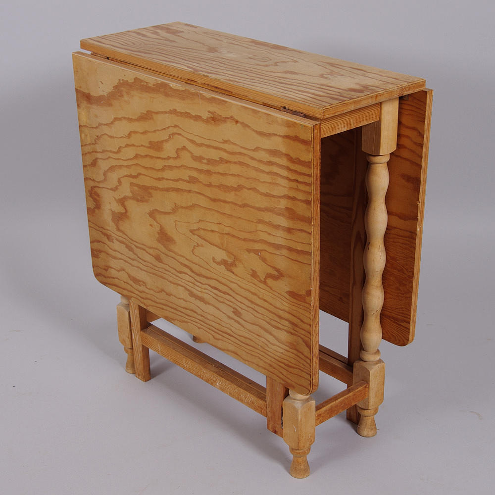 SLAGBORD, 1900-talets mitt.