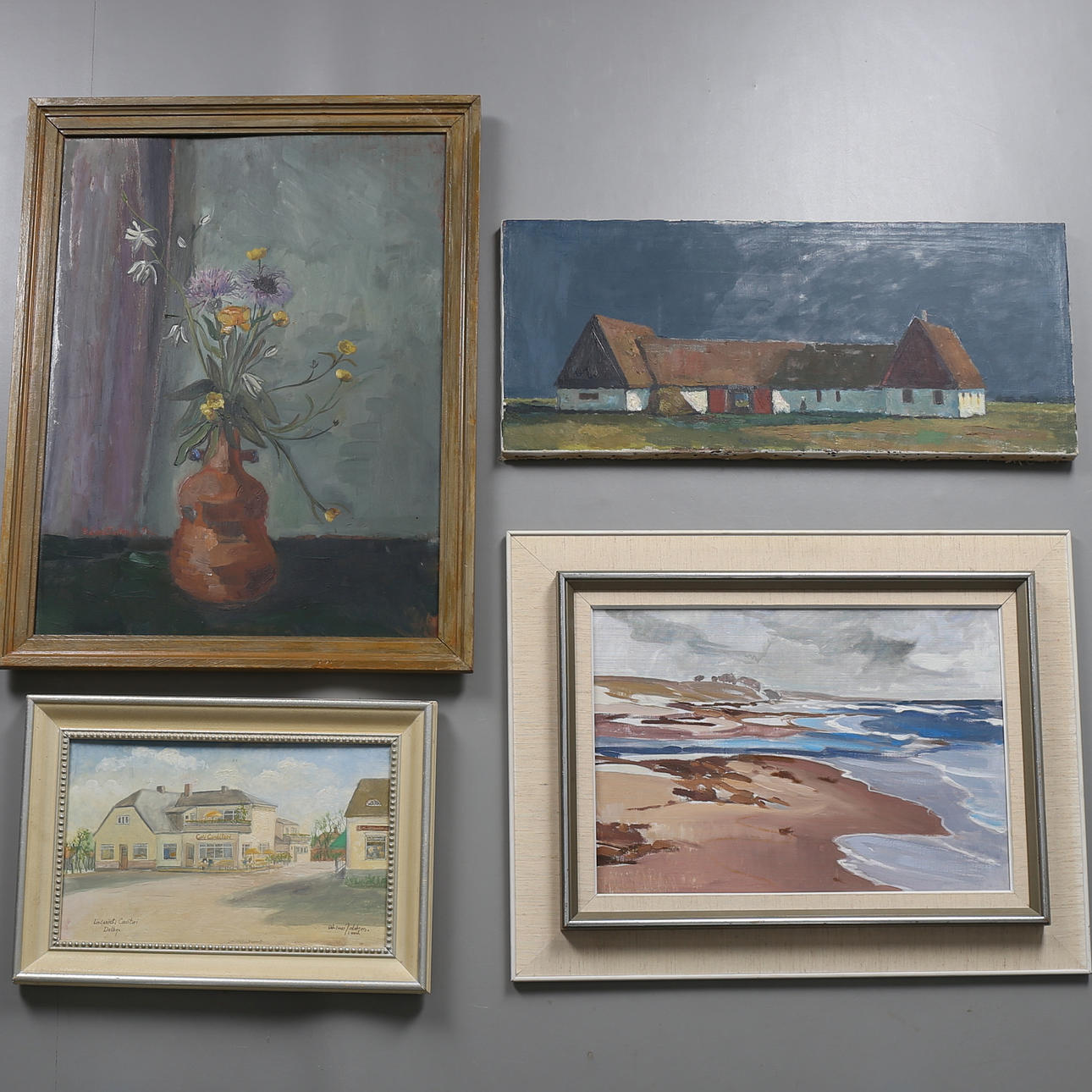 PARTI TAVLOR, 4 st, oljemålningar. Bl a Georg Lindström etc.