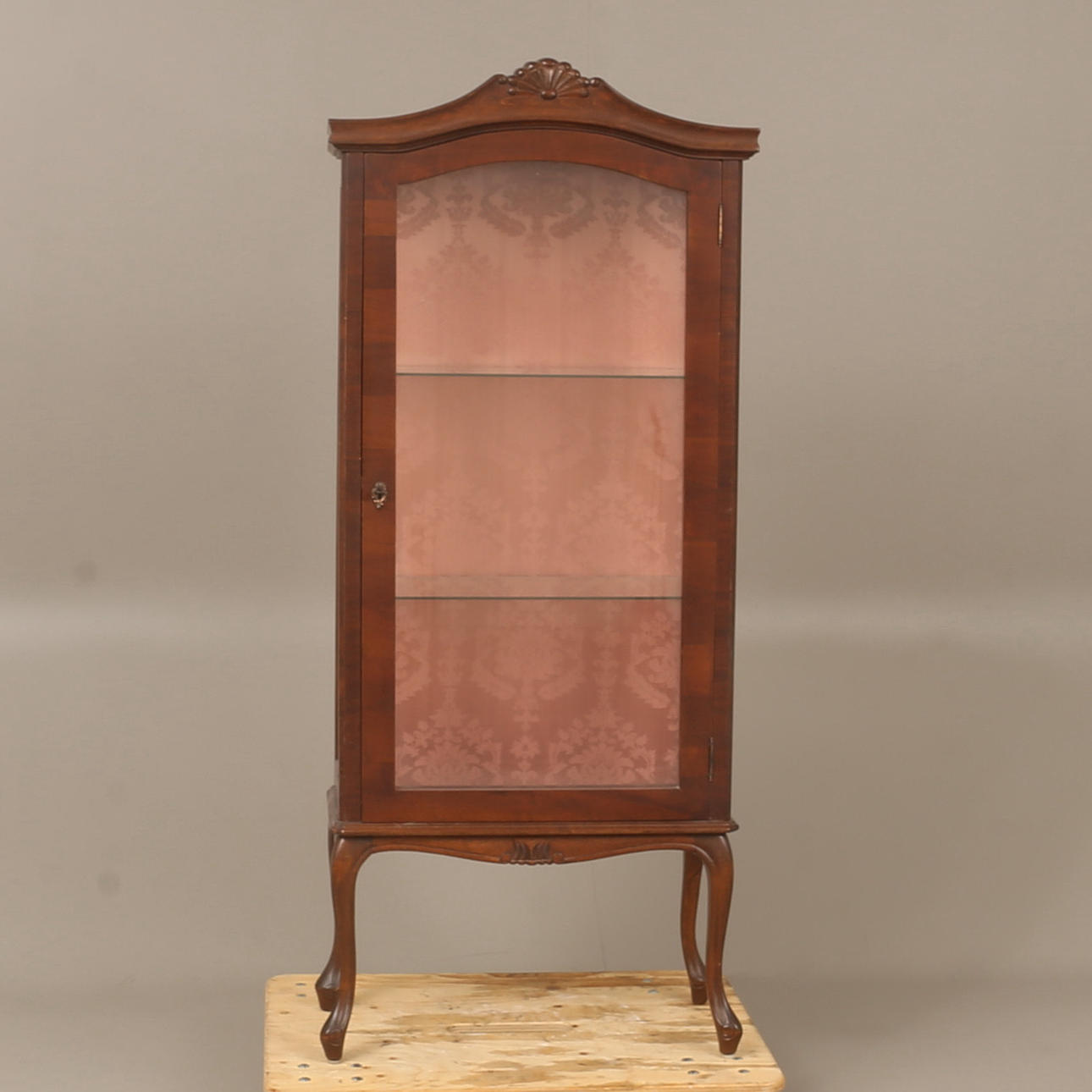 DISPLAY CABINET, rococo style, 20th century.