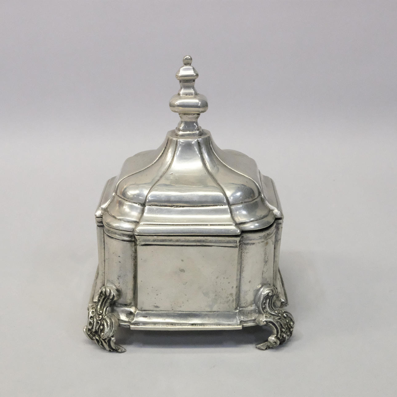 TIN TOBACCO BOX.