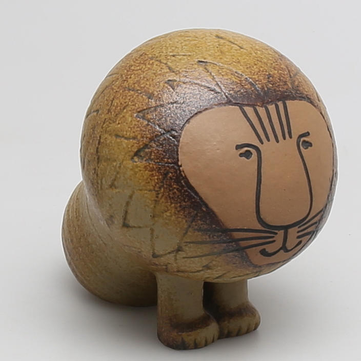 FIGURIN i stengods, "Lejon stort" ur Afrikaserien, Lisa Larson, Gustavsberg.