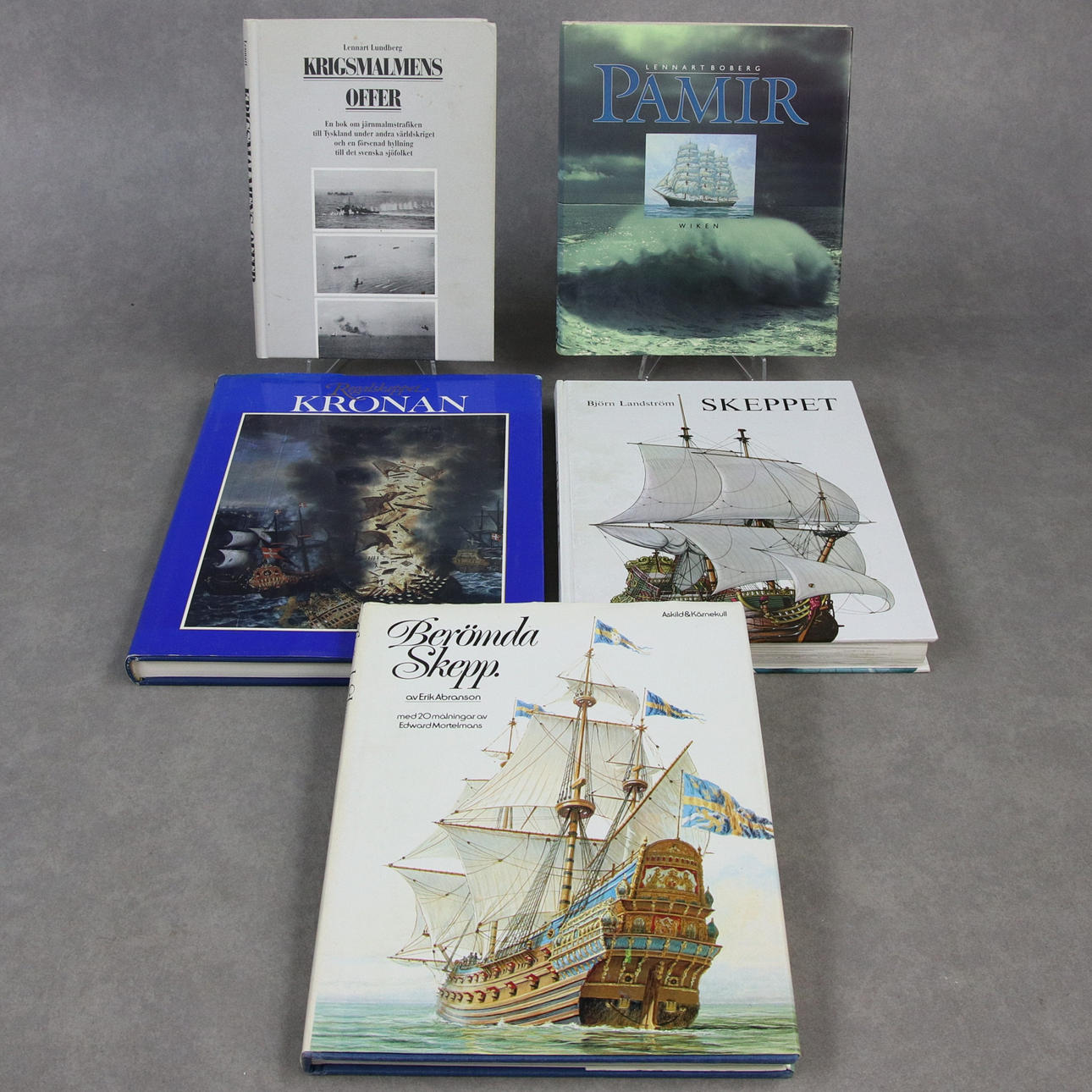 BÜCHER, 5 Stück, nautische Publikationen.