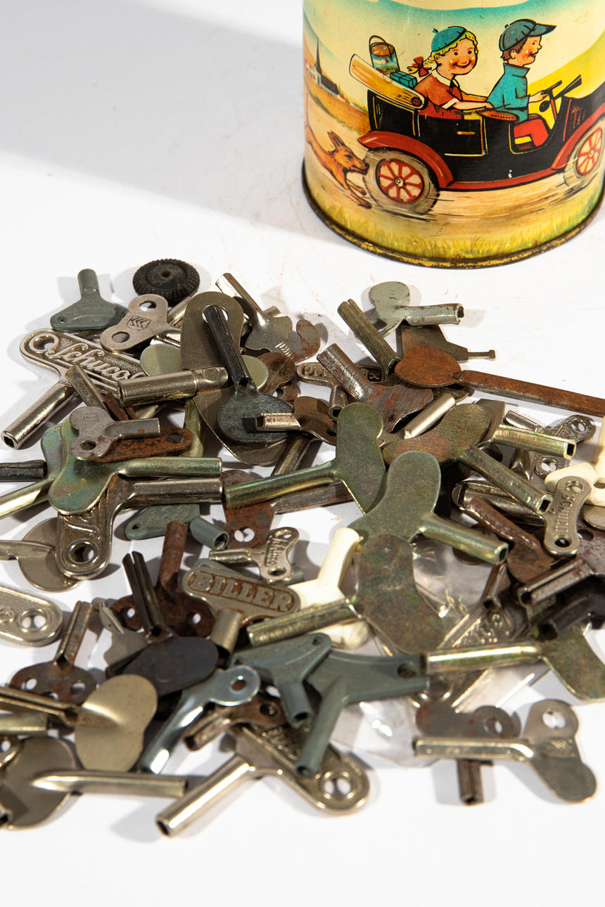 Æske med nøgler (134-92).