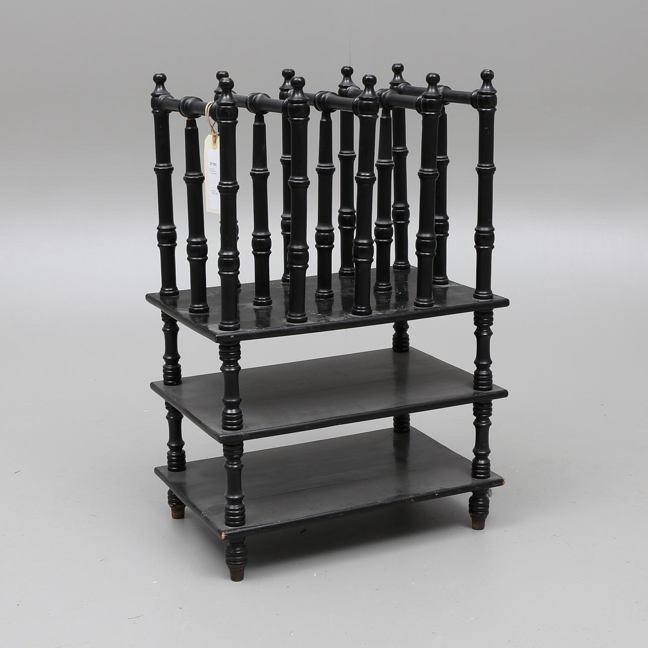 NOTSTÄLL / TIDNINGSSTÄLL, 1800/1900-tal.