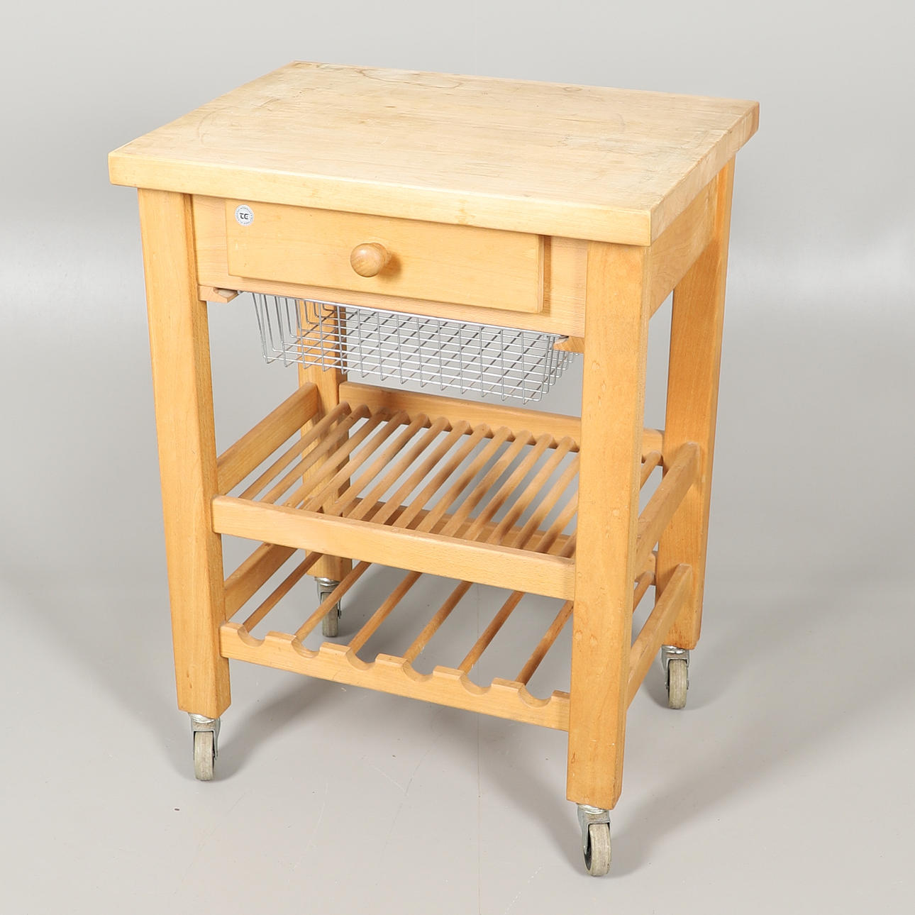 EINE KÜCHE METZGER BLOCK.