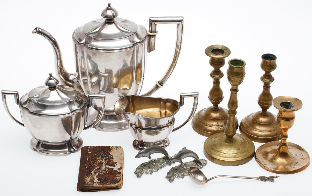 DIVERSE, 11 delar, bl.a. mässing och nysilver, 1800-1900-tal.