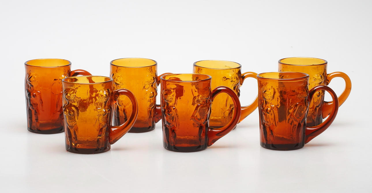 SEJDLAR, 7 st, glas, Erik Höglund, signerade.