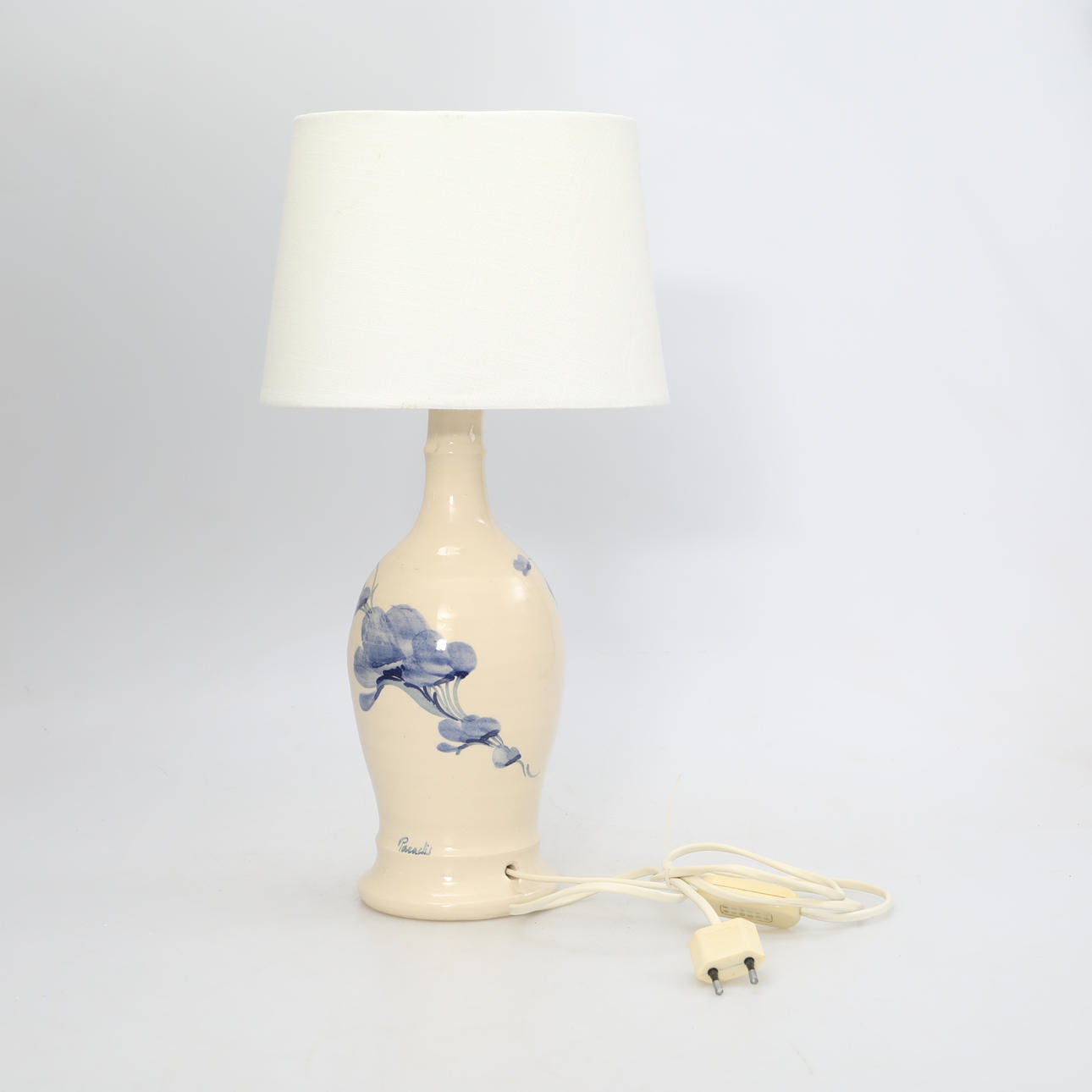TABLE LAMP, marked Paraclis.
