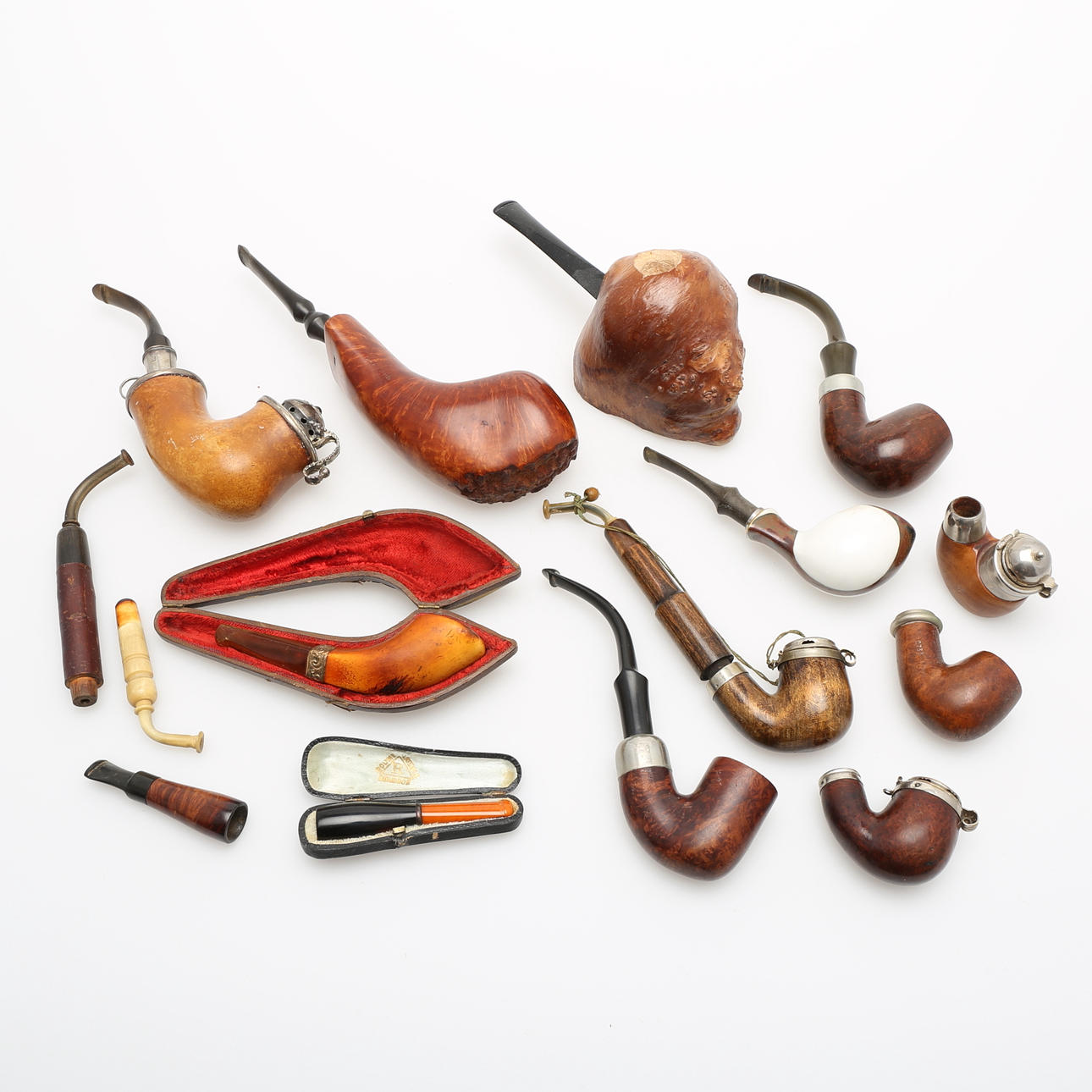 PIPOR och DELAR, 15 st, 1900-tal.