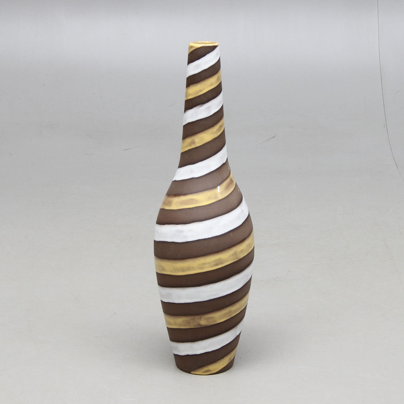 VAS, keramik, "Spiral", Ingrid Atterberg, Upsala-Ekeby.