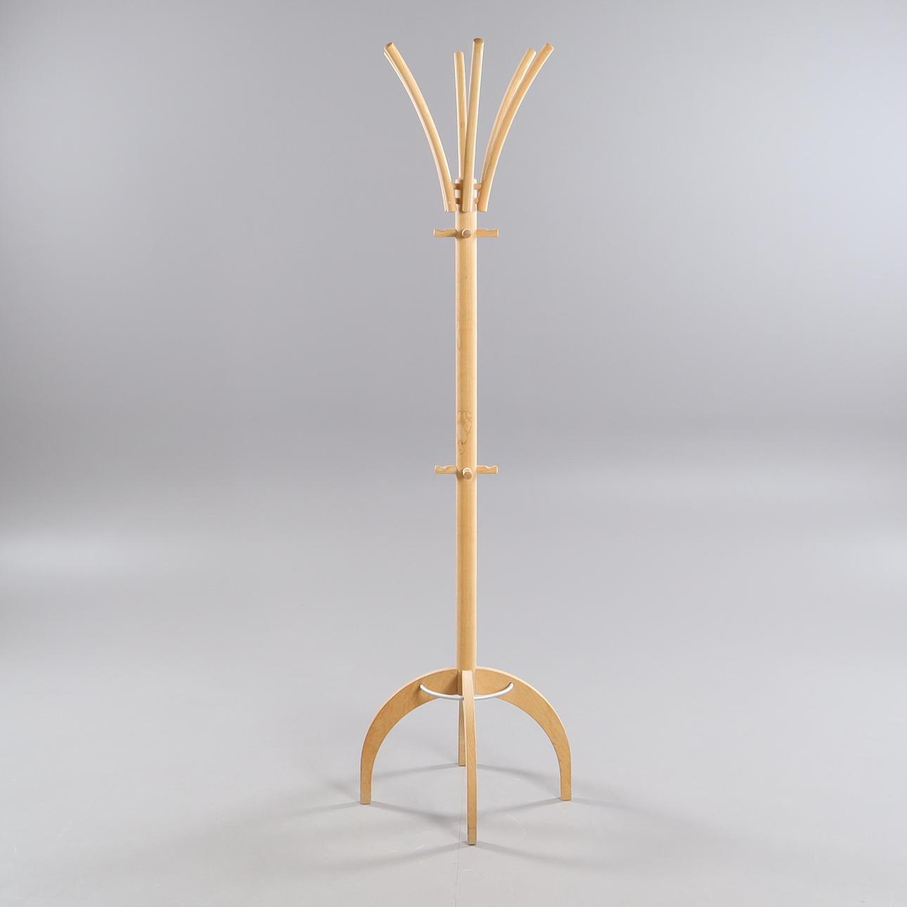 TAMBURMAJOR, 2000-tal, ljust trä.