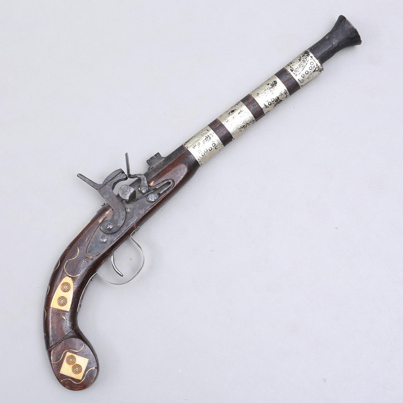 FLINT LOCK PISTOL, replica, 20th century.