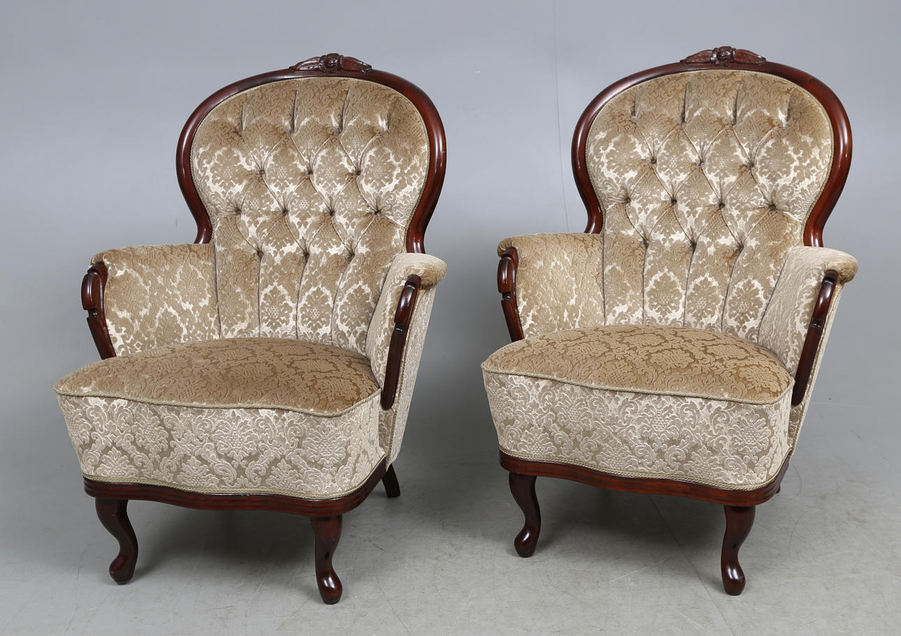 FÅTÖLJER, ett par, rokokostil, 1900-talets mitt.