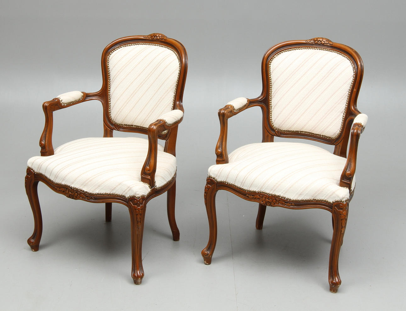 KARMSTOLAR, 1 par, rokokostil, 1900-tal.