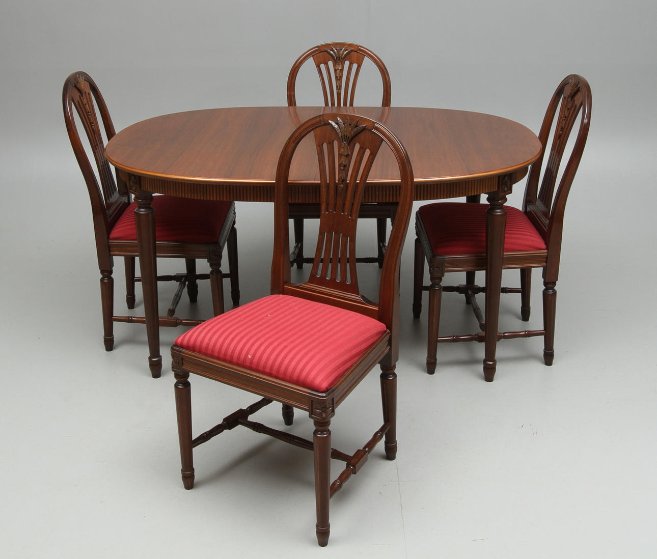 MATSALSGRUPP, 5 delar, gustaviansk stil, 1900-tal.